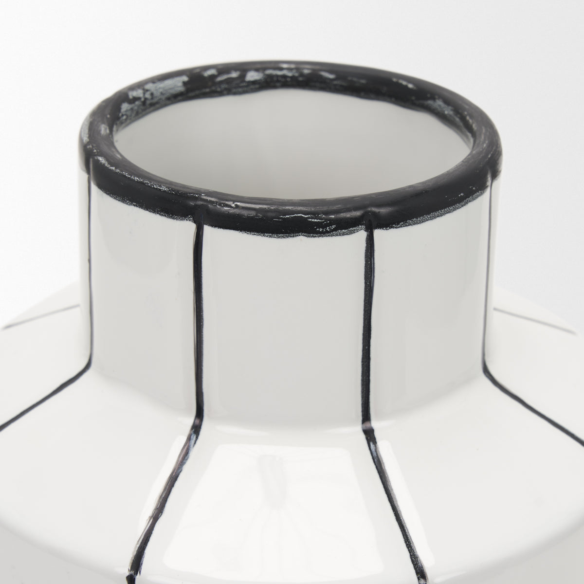 Dinah White/Black Small Ceramic Vase