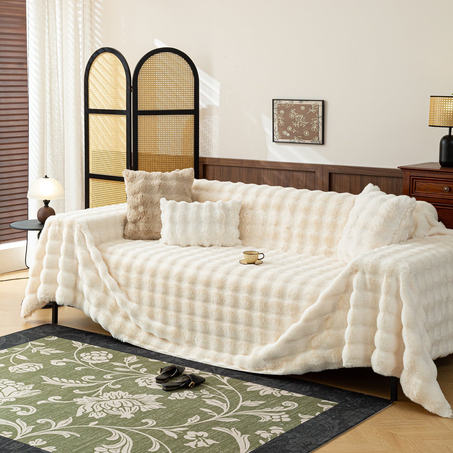 Thick Faux Fur Sofa Cover Fluffy Plush Warm Sofa Slipcover Furniture Protector for Couch Bed