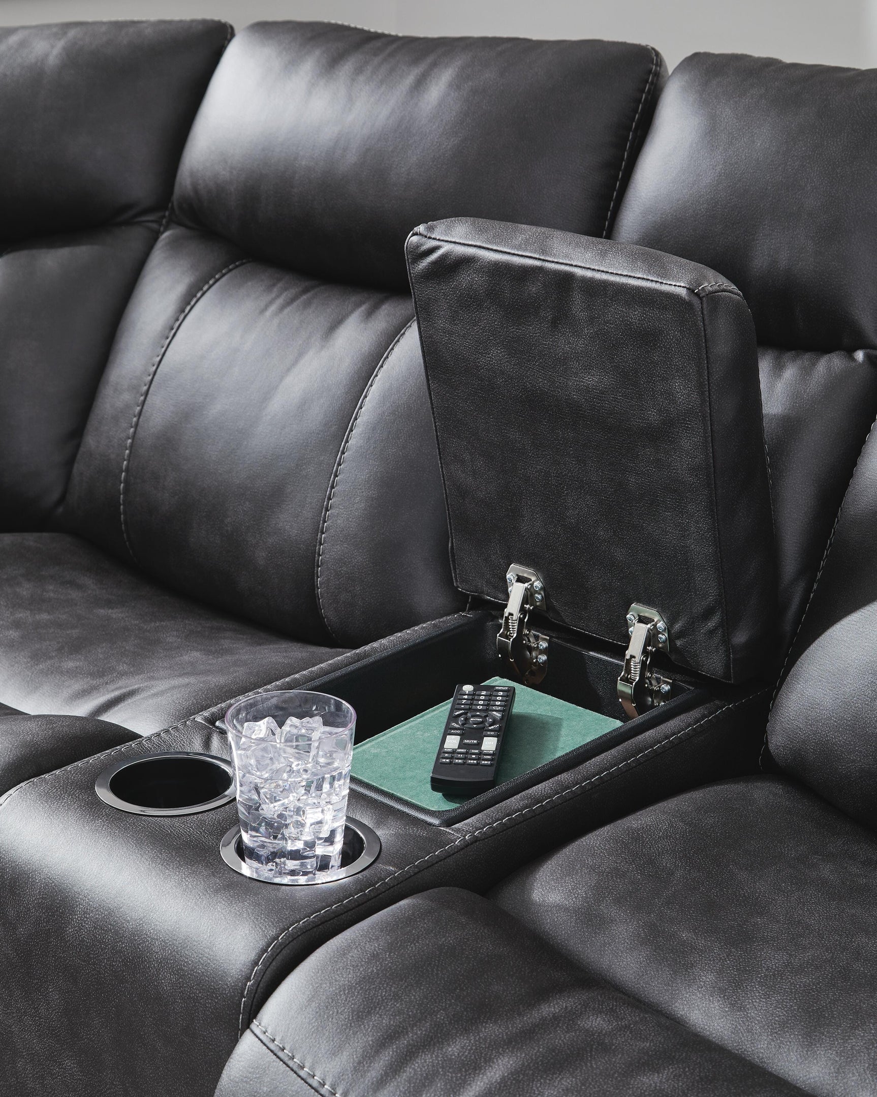 Perarrygin Carbon 2-Piece Reclining Sectional