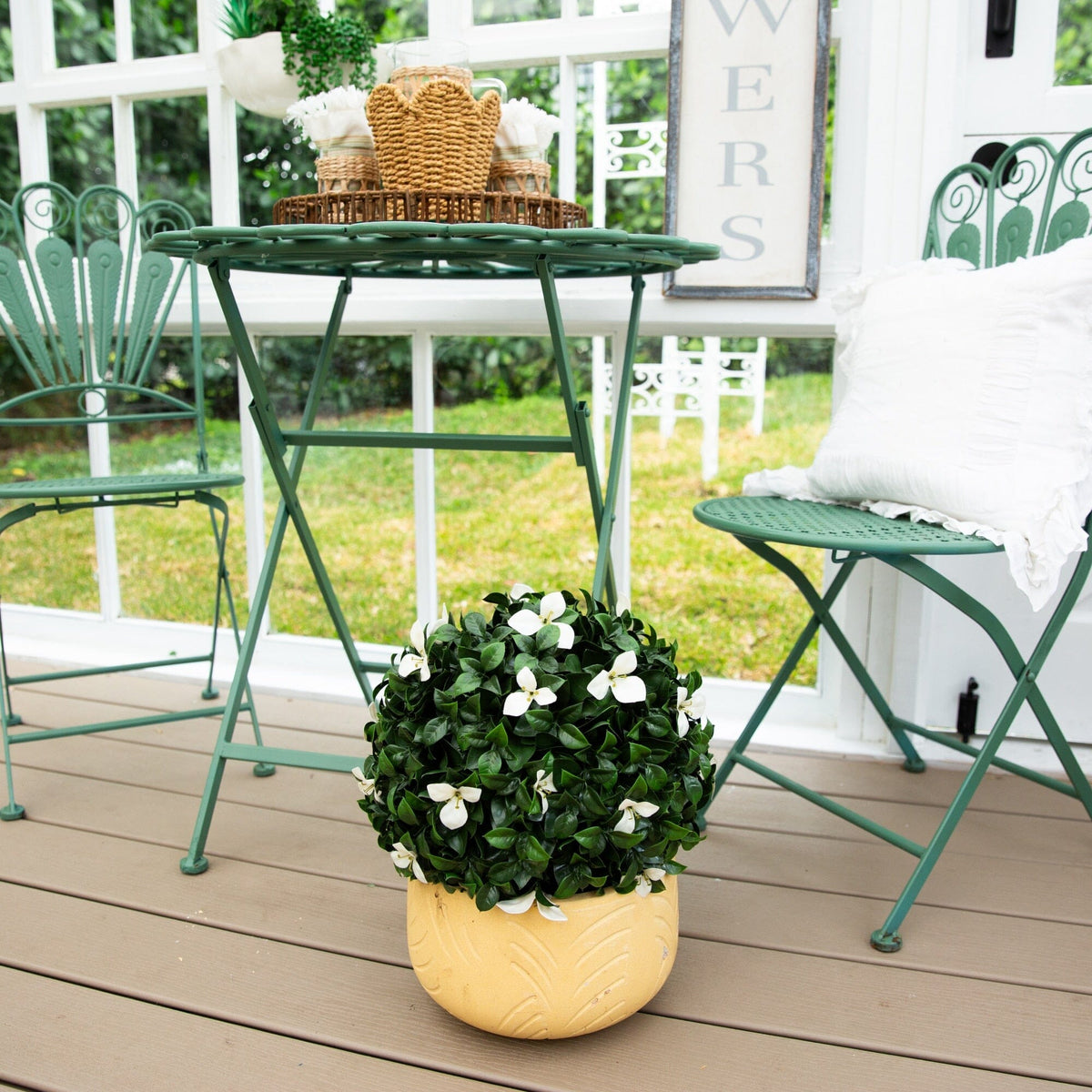 15" UV Resistant Artificial Boxwood and Gardenia Topiary Plant (Indoor/Outdoor)