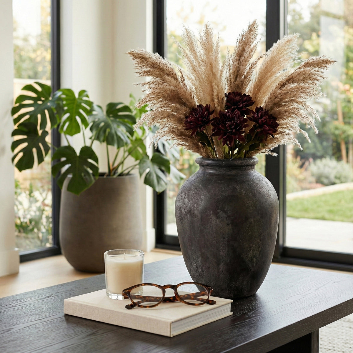 Duncanrun Black Terracotta Vase