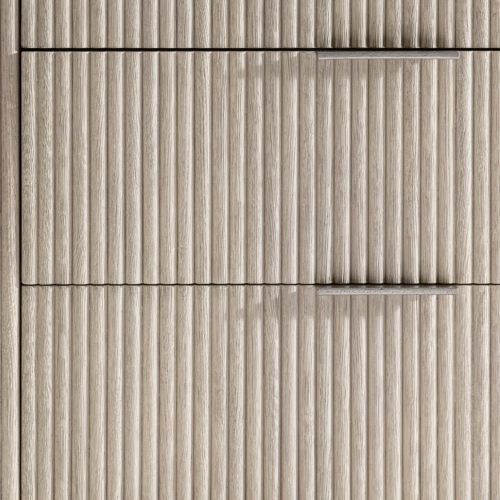 Lucerne Alba Dresser