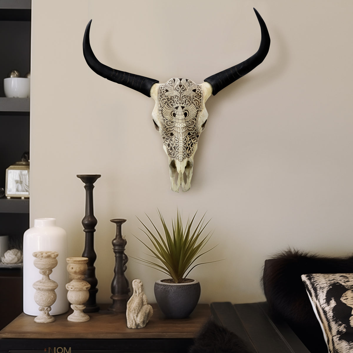 Robla Ivory/Black Bull Skull Wall Accent