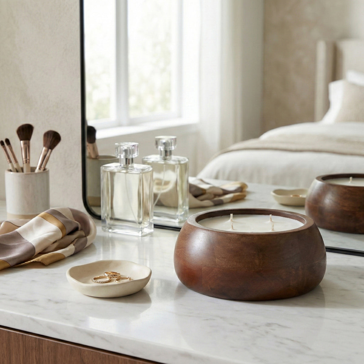 Barlowrun Walnut Vanilla Modern Wood Bowl Candle
