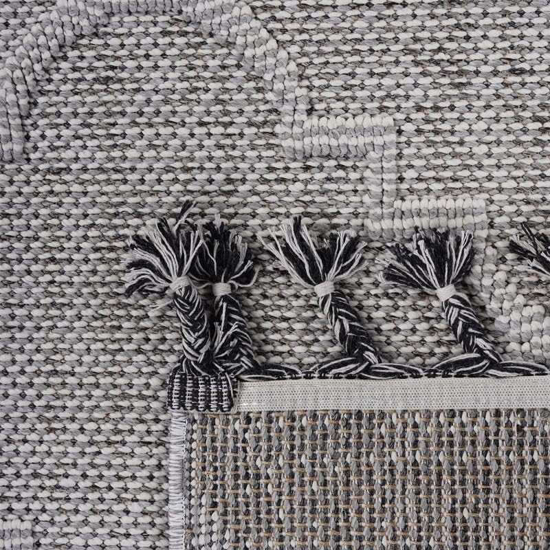 Guros Stylish Indoor Area Rug 5' x 7' - Ornate Home