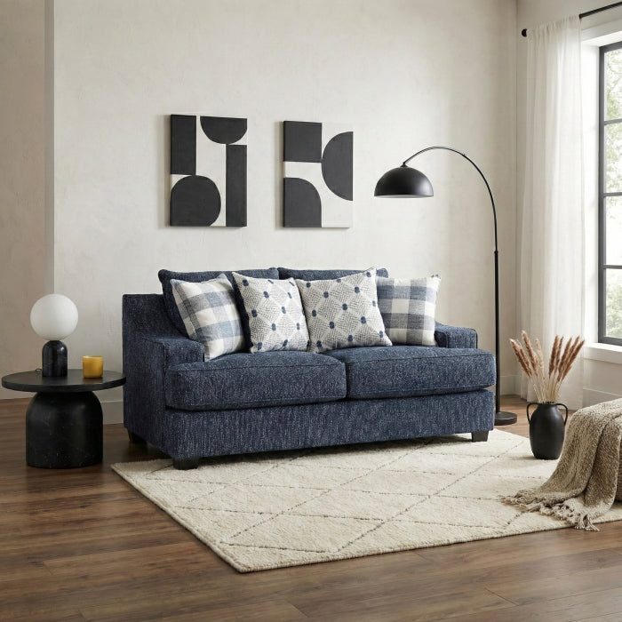 Maritime White Loveseat