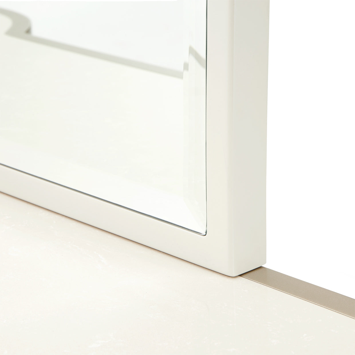 La Marisia Creamy Pearl Dresser Mirror