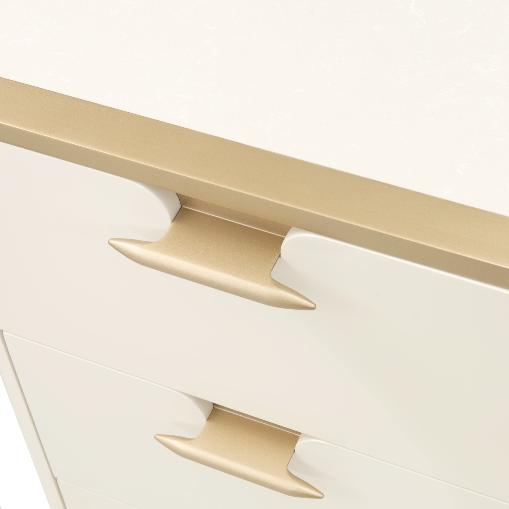 La Terrazza Creamy Pearl Dresser