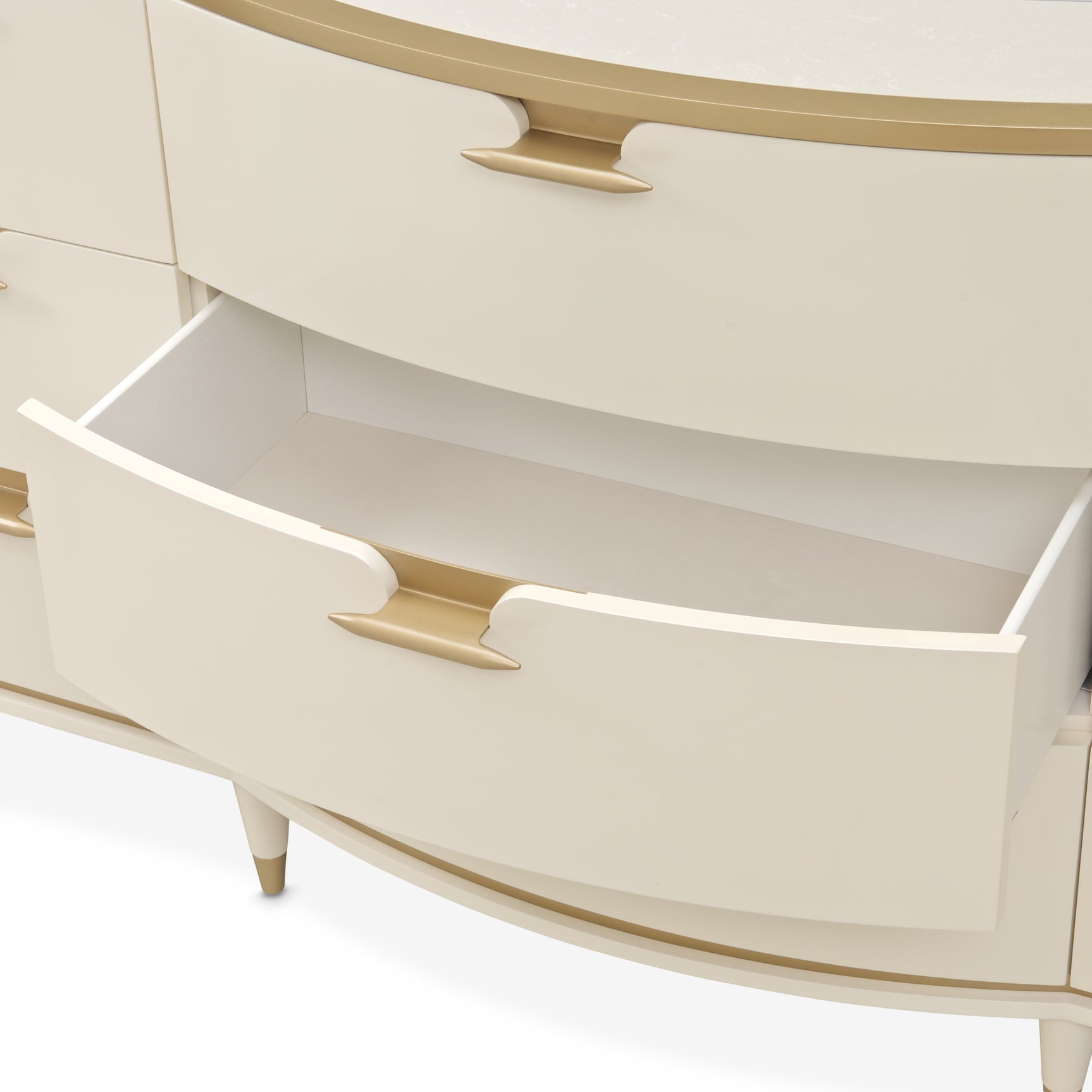 La Terrazza Creamy Pearl Dresser