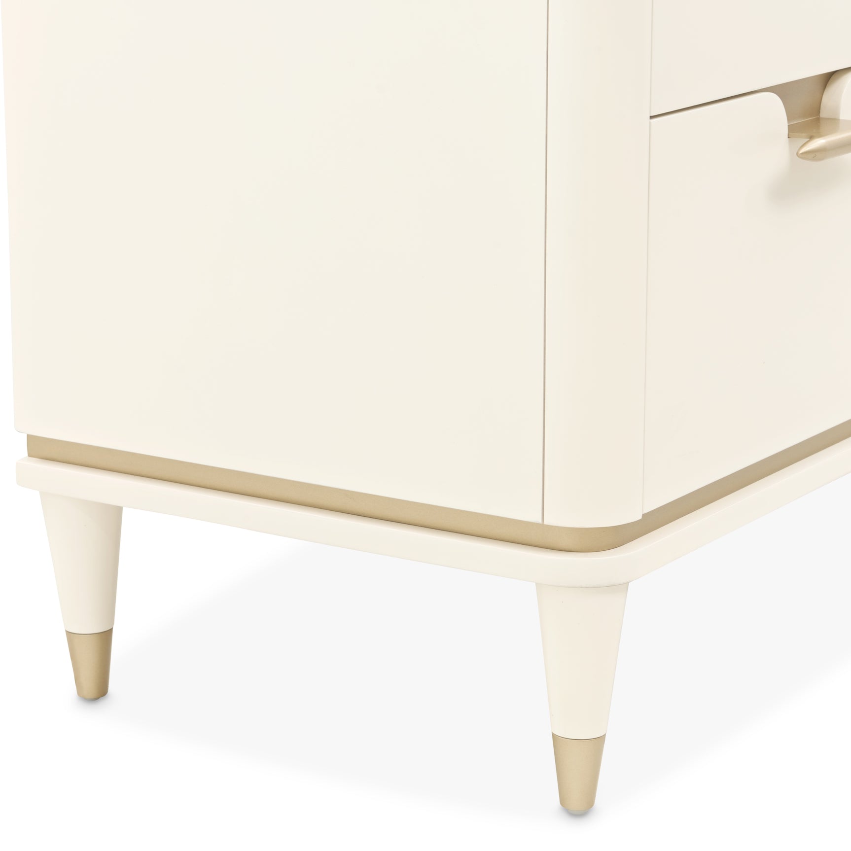 La Terrazza Creamy Pearl Dresser