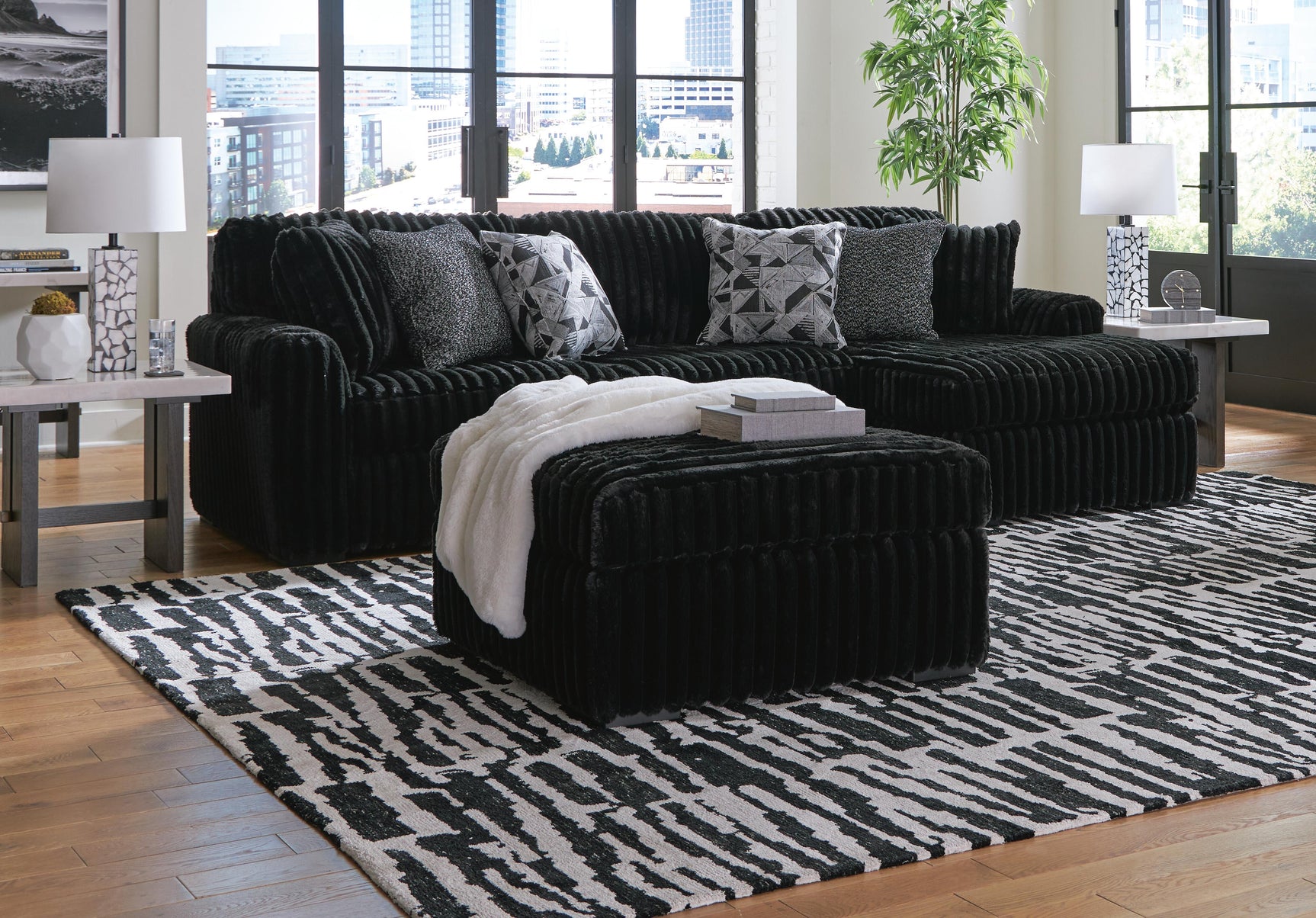 Midnight-Madness Onyx 3-Piece Sectional with RAF Chaise (Online Special Price)