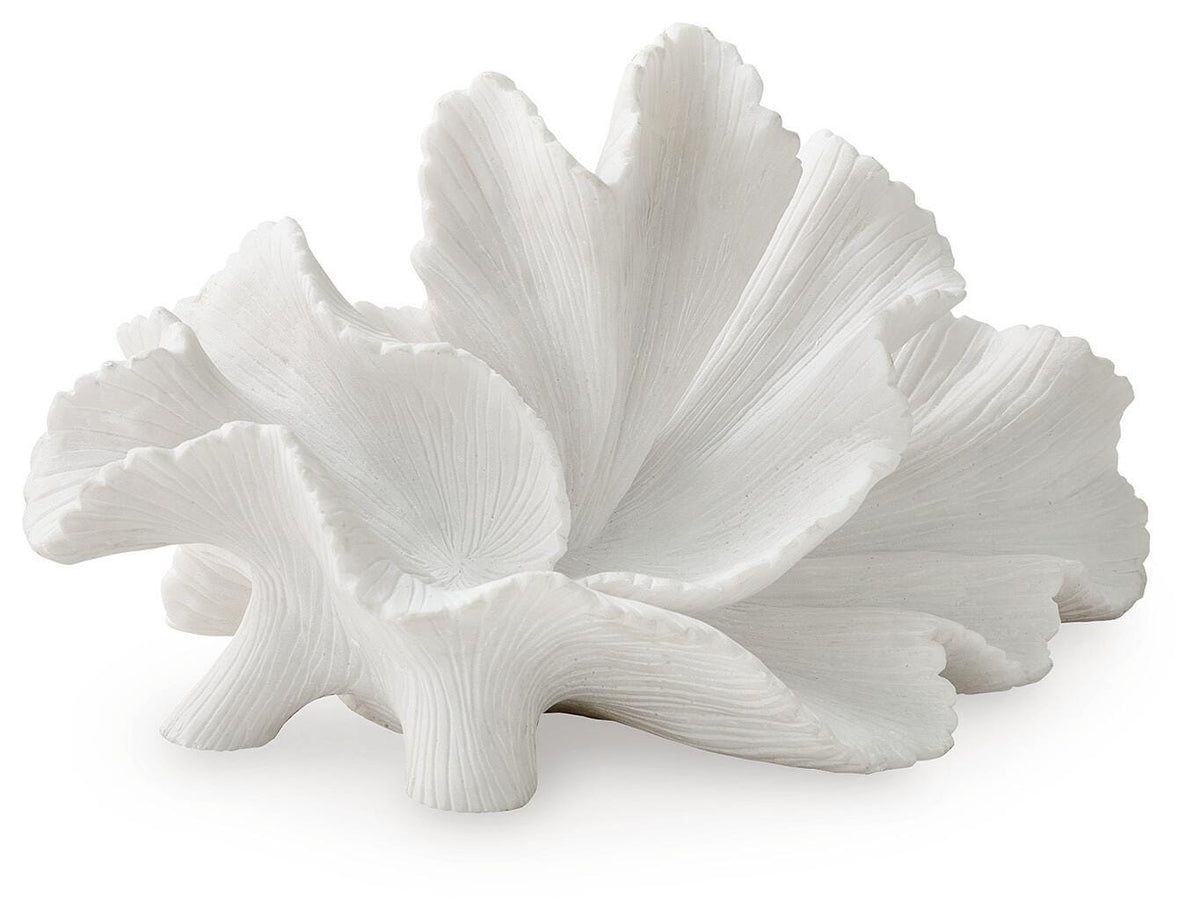 Waynemont White Sculpture
