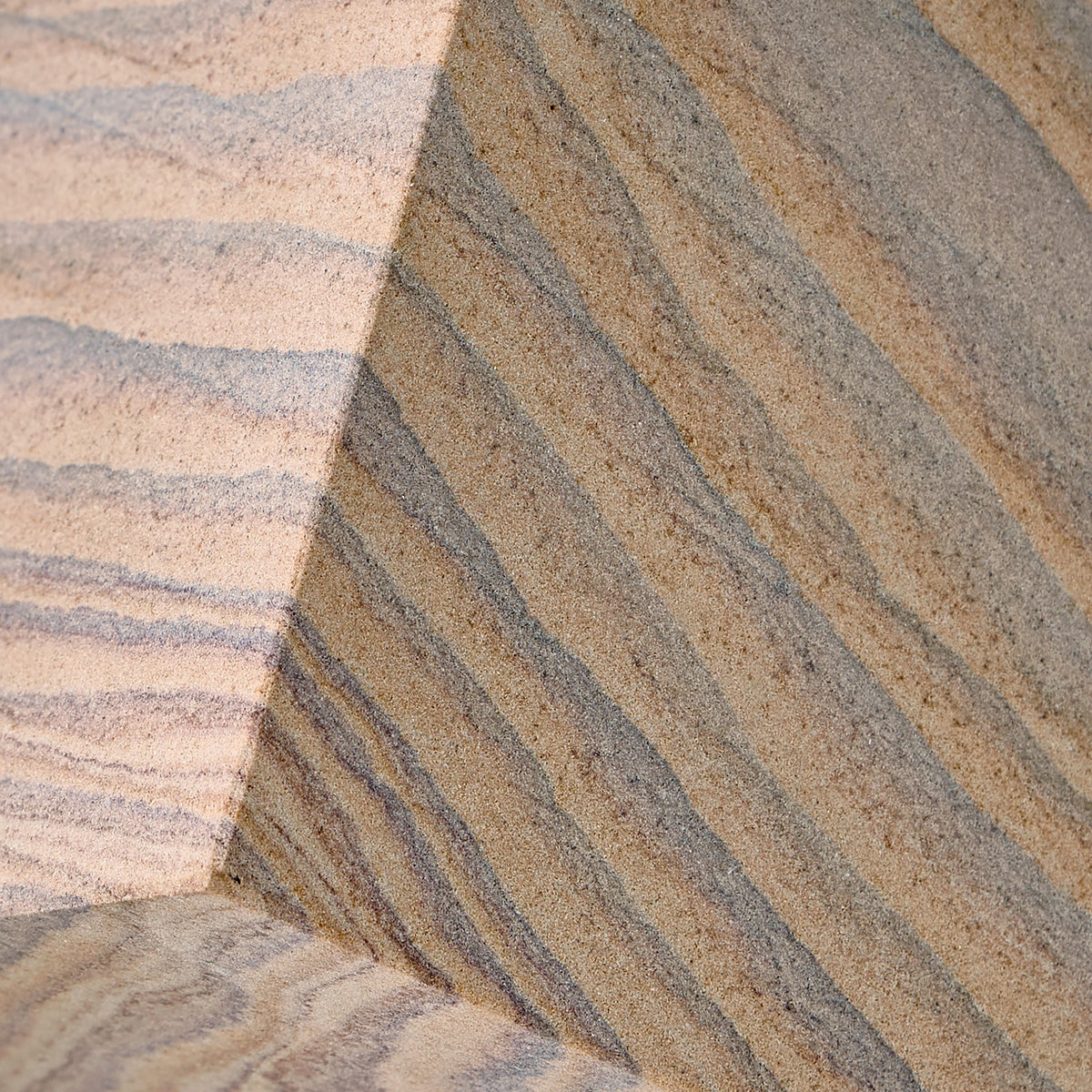 Hurport Red/Tan Sculpture