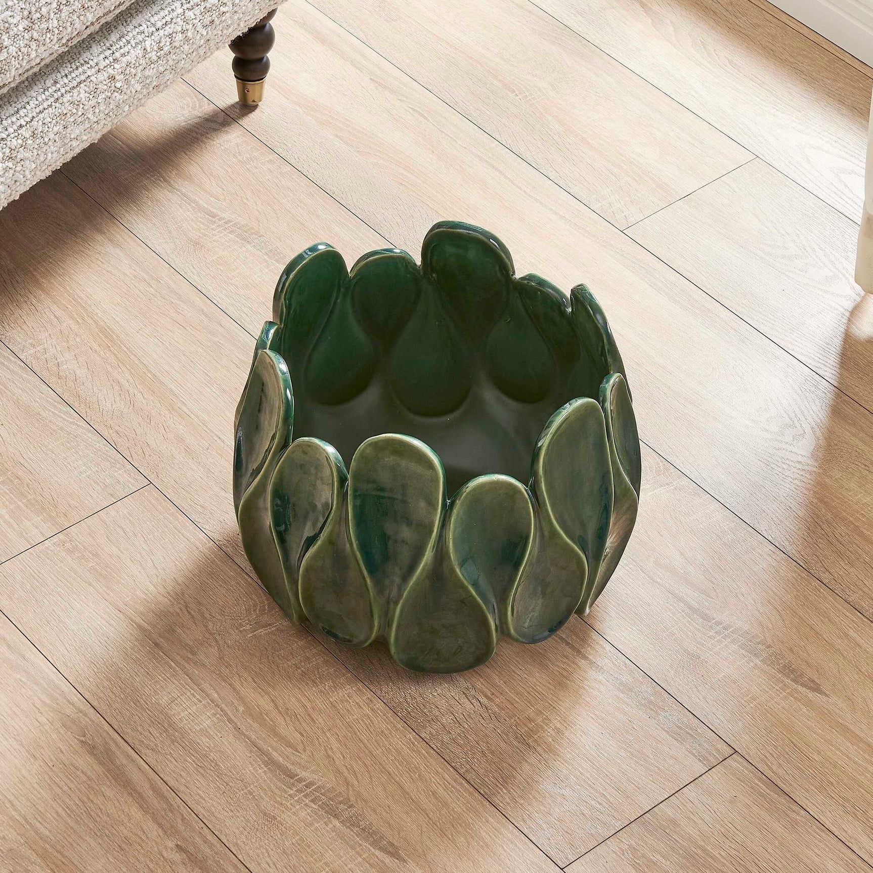 Petal Pinch Green Indoor-Outdoor Bowl