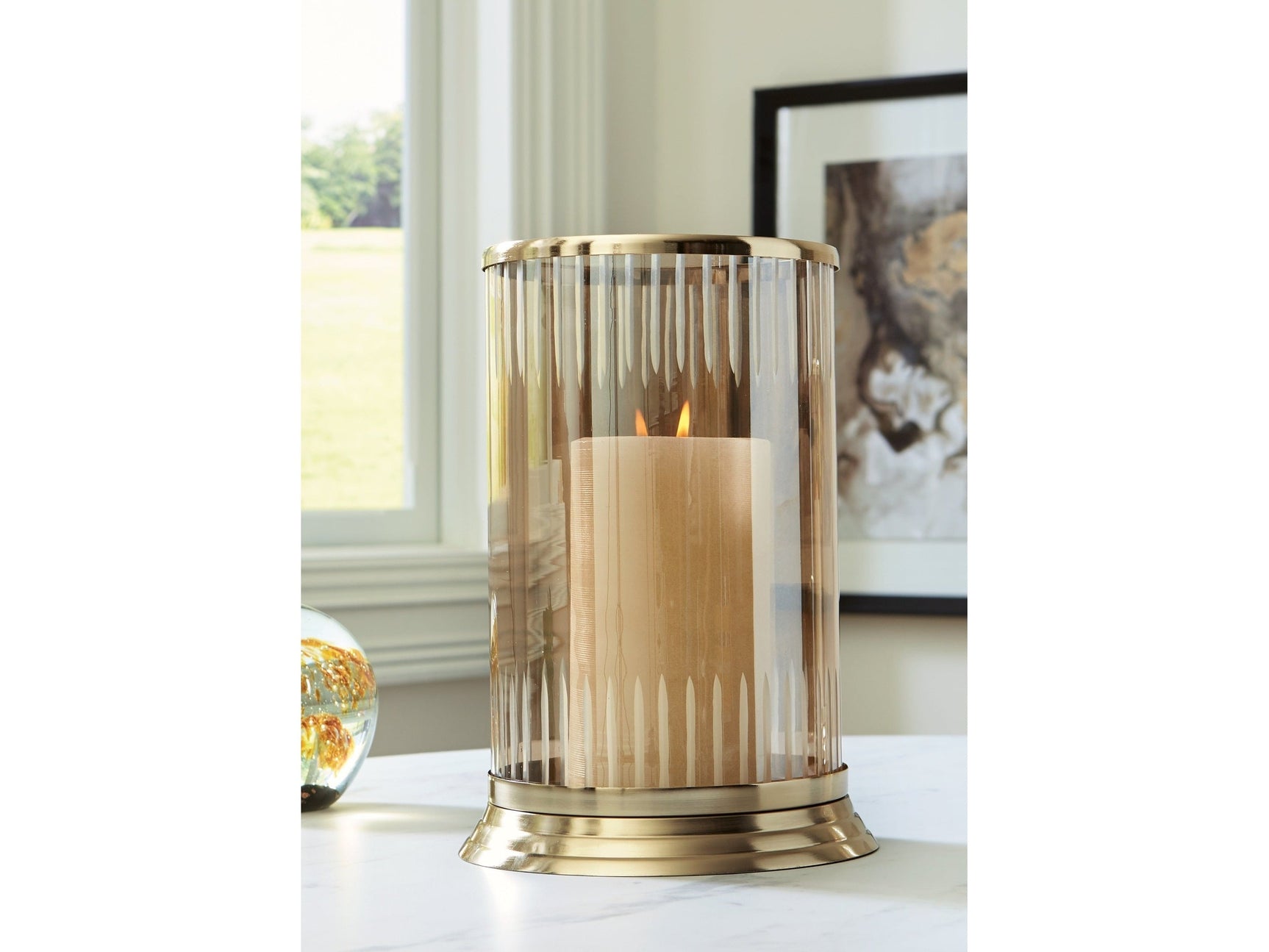 Aavinson Gold Candle Holder - Ornate Home