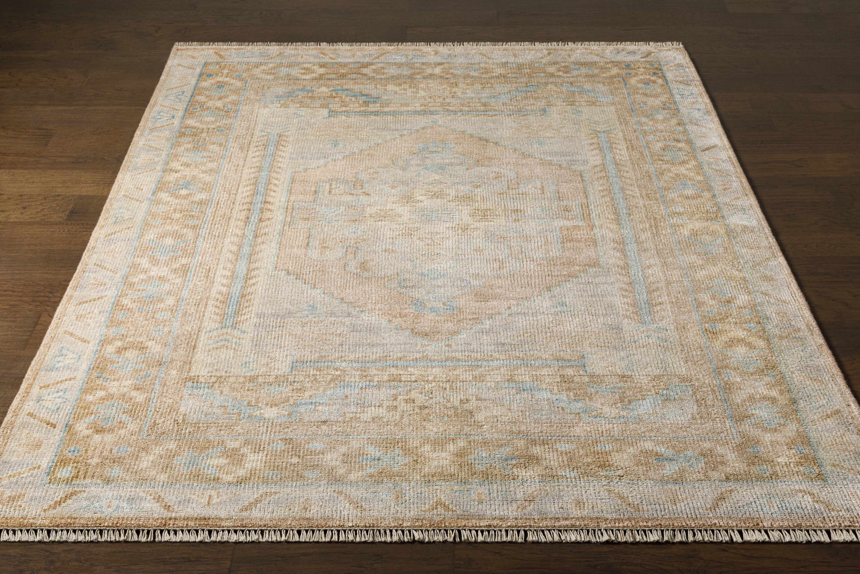 Aliang Premium Rug - Clearance - Ornate Home