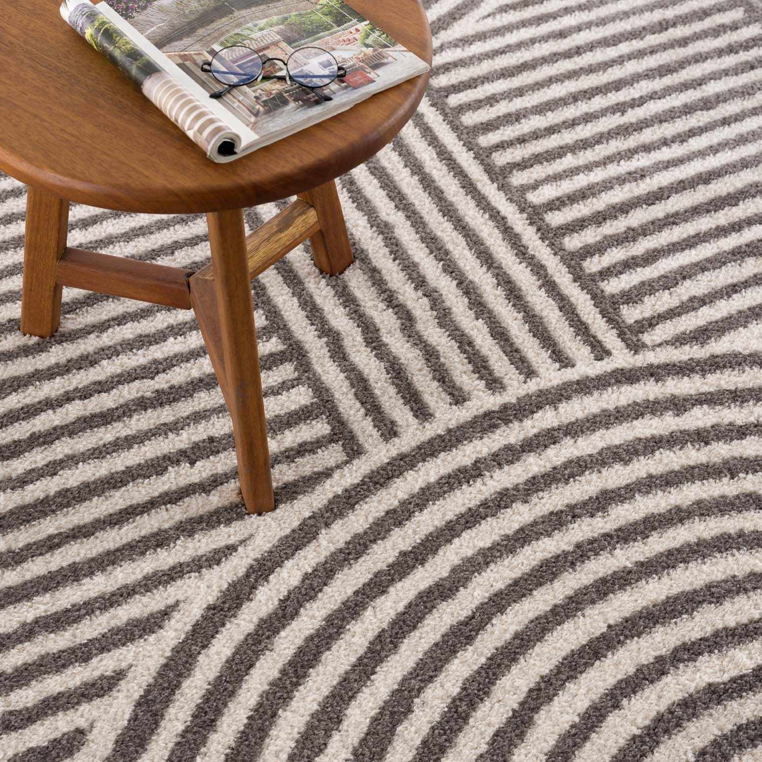 Allard Charcoal Washable Area Rug - Ornate Home