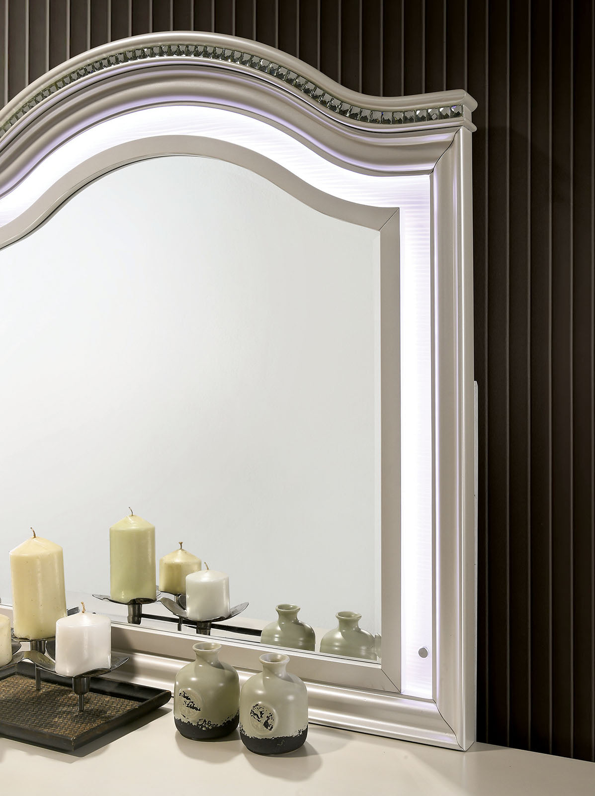 Allie Pearl White 4 Pc. Full Bedroom Set - Ornate Home