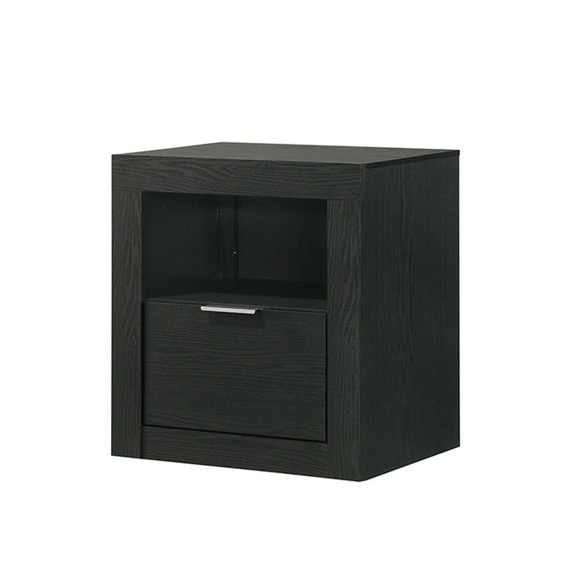Altimari Black 4 Pc Queen Bedroom Set - Ornate Home