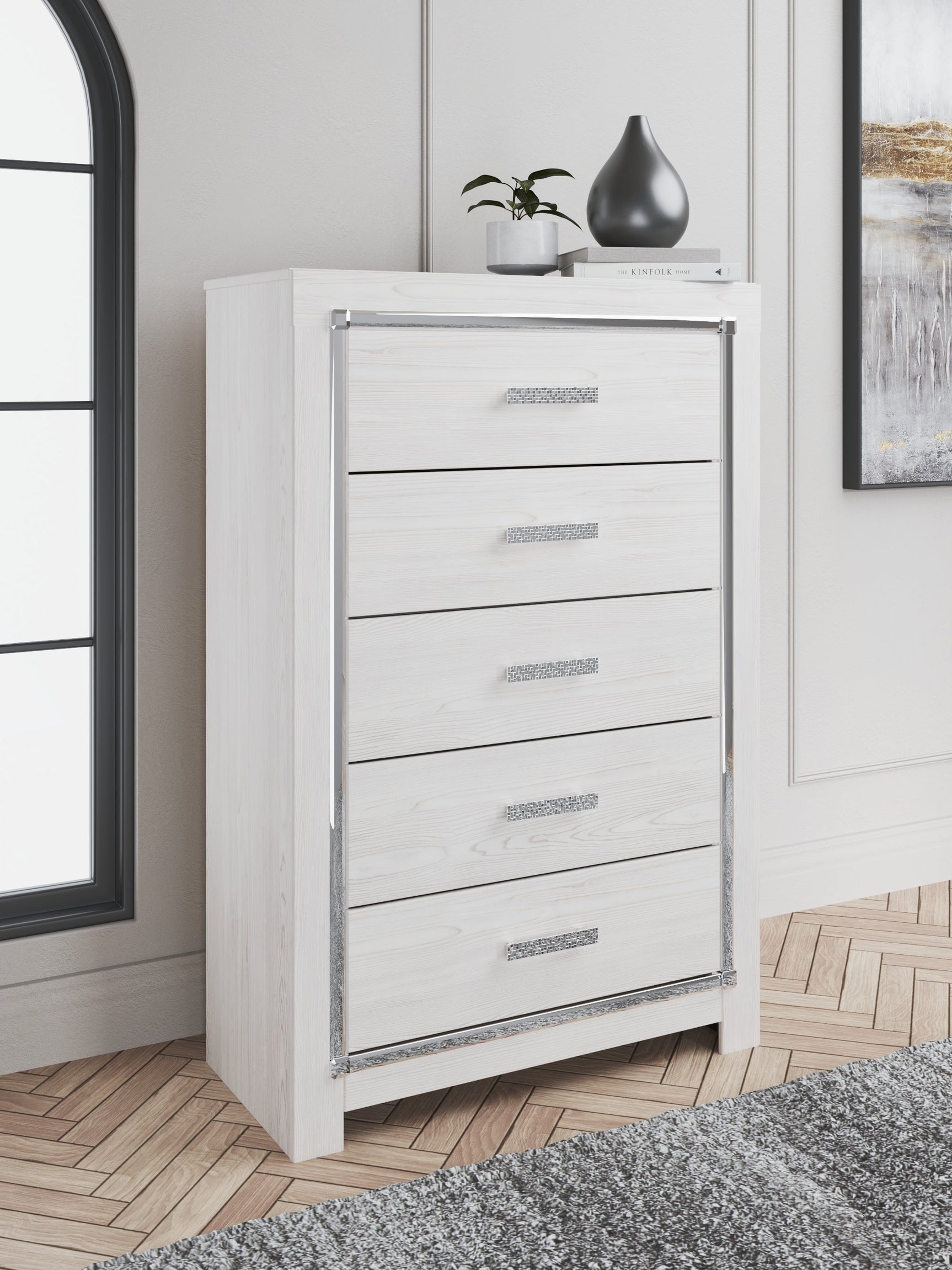 Altyra White Queen Storage Bedroom Set with Chest and 2 Nightstands (Online Special Price) - Ornate Home