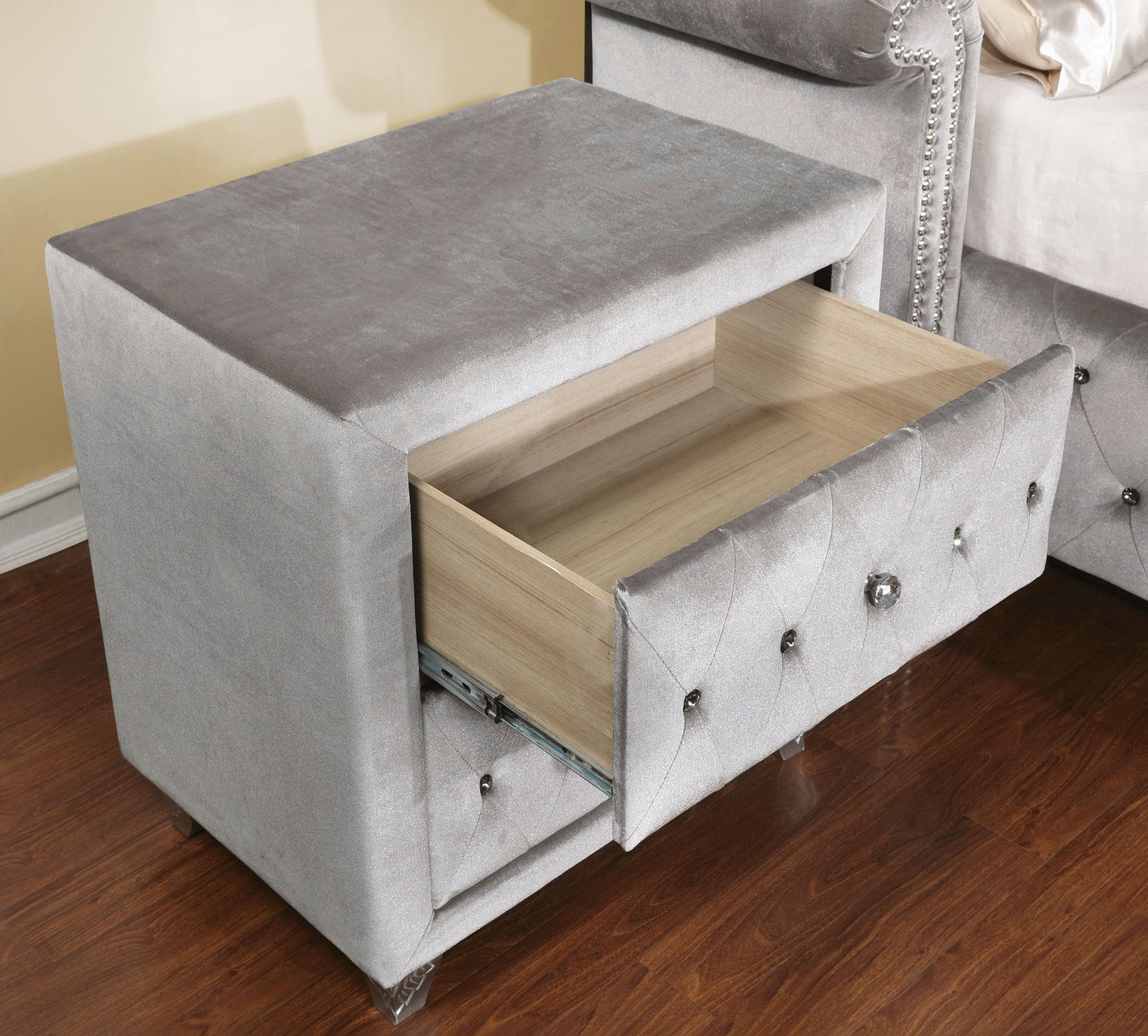 Alzire Gray Nightstand - Ornate Home