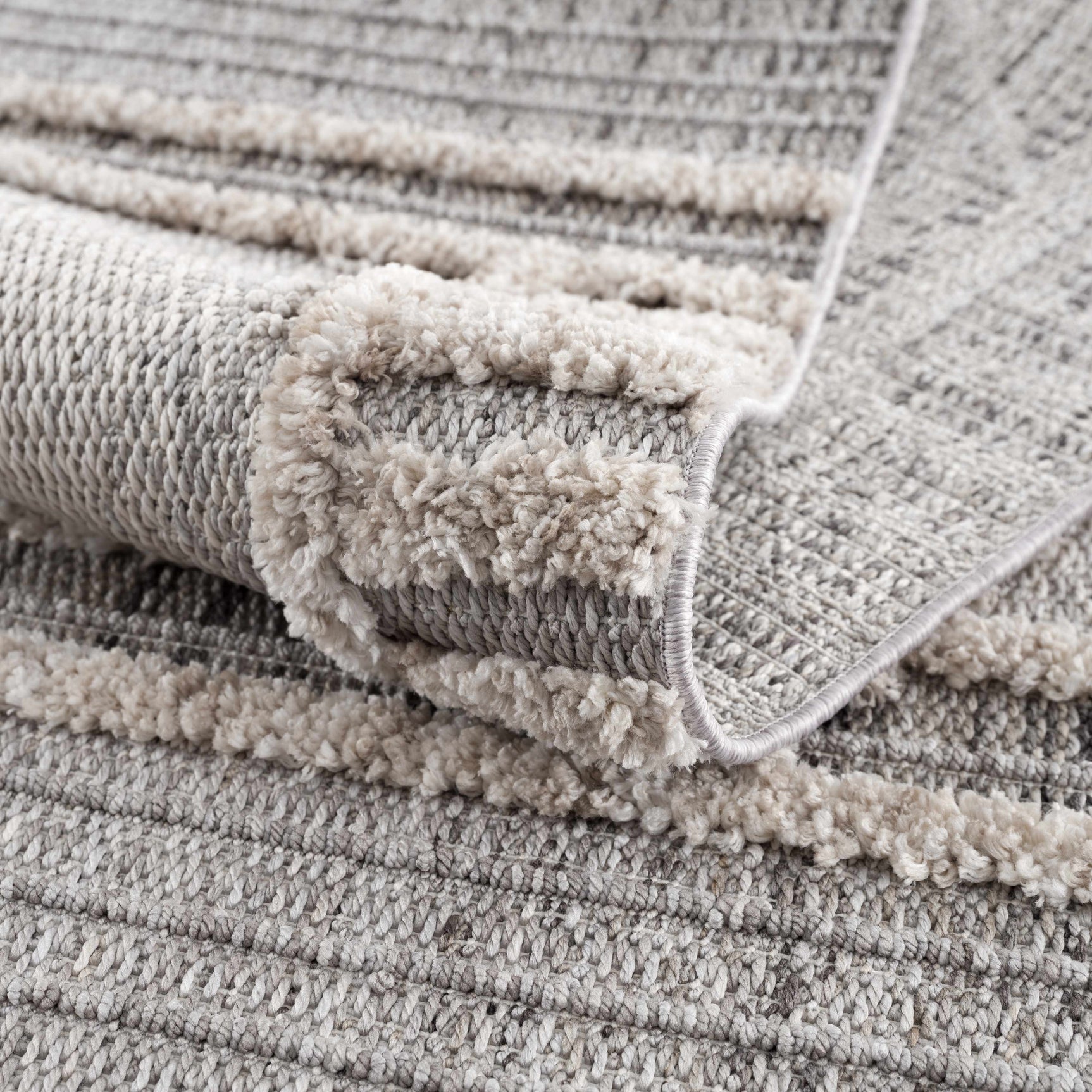 Amaga High-Low Rustic Rug - Ornate Home