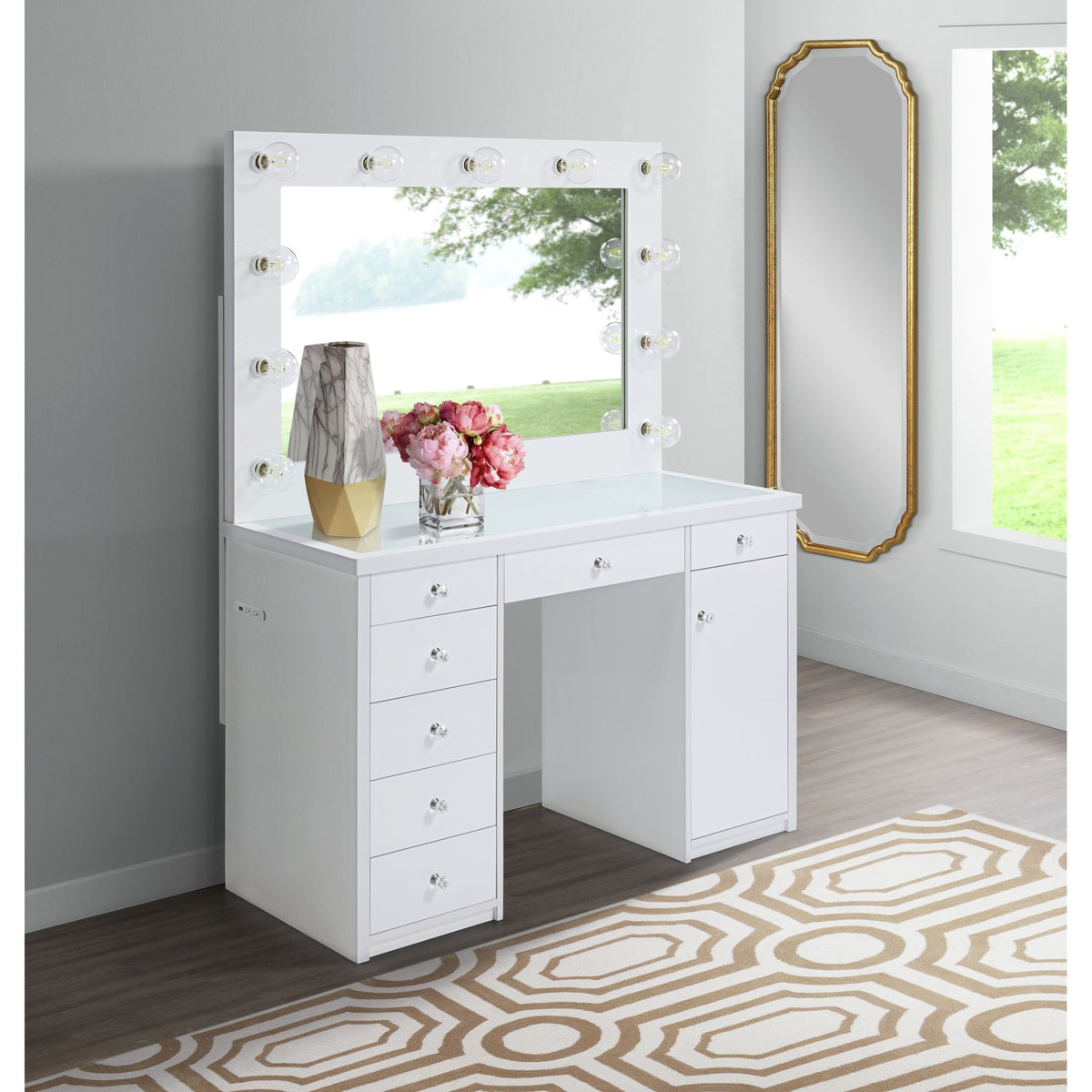 Amia White Vanity Set with Lightbulbs - Ornate Home