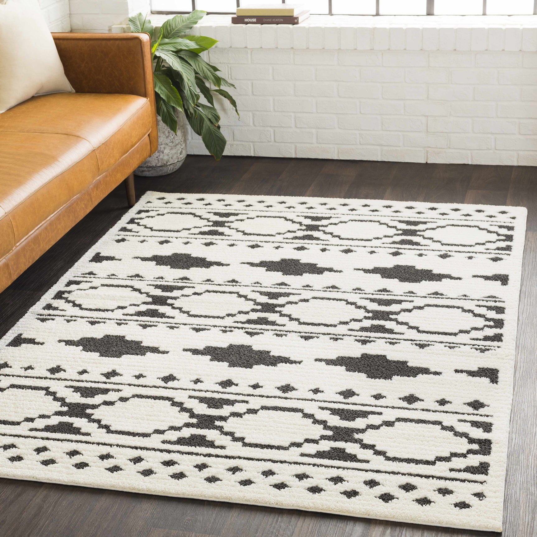 Amoret Area Rug - Ornate Home