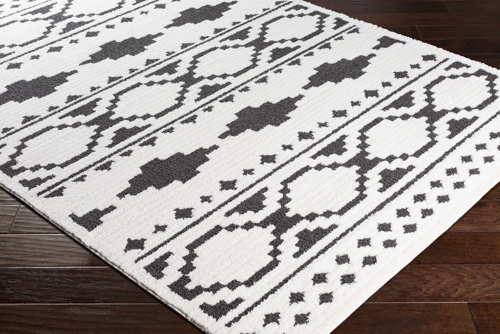 Amoret Area Rug - Ornate Home