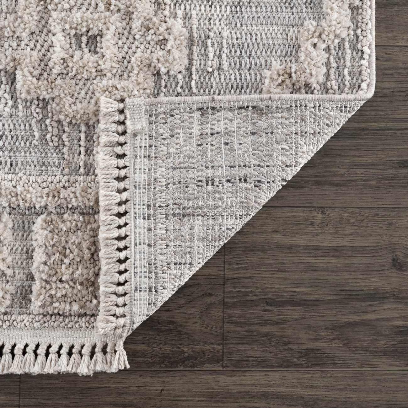 Ampusungan Area Rug - Ornate Home