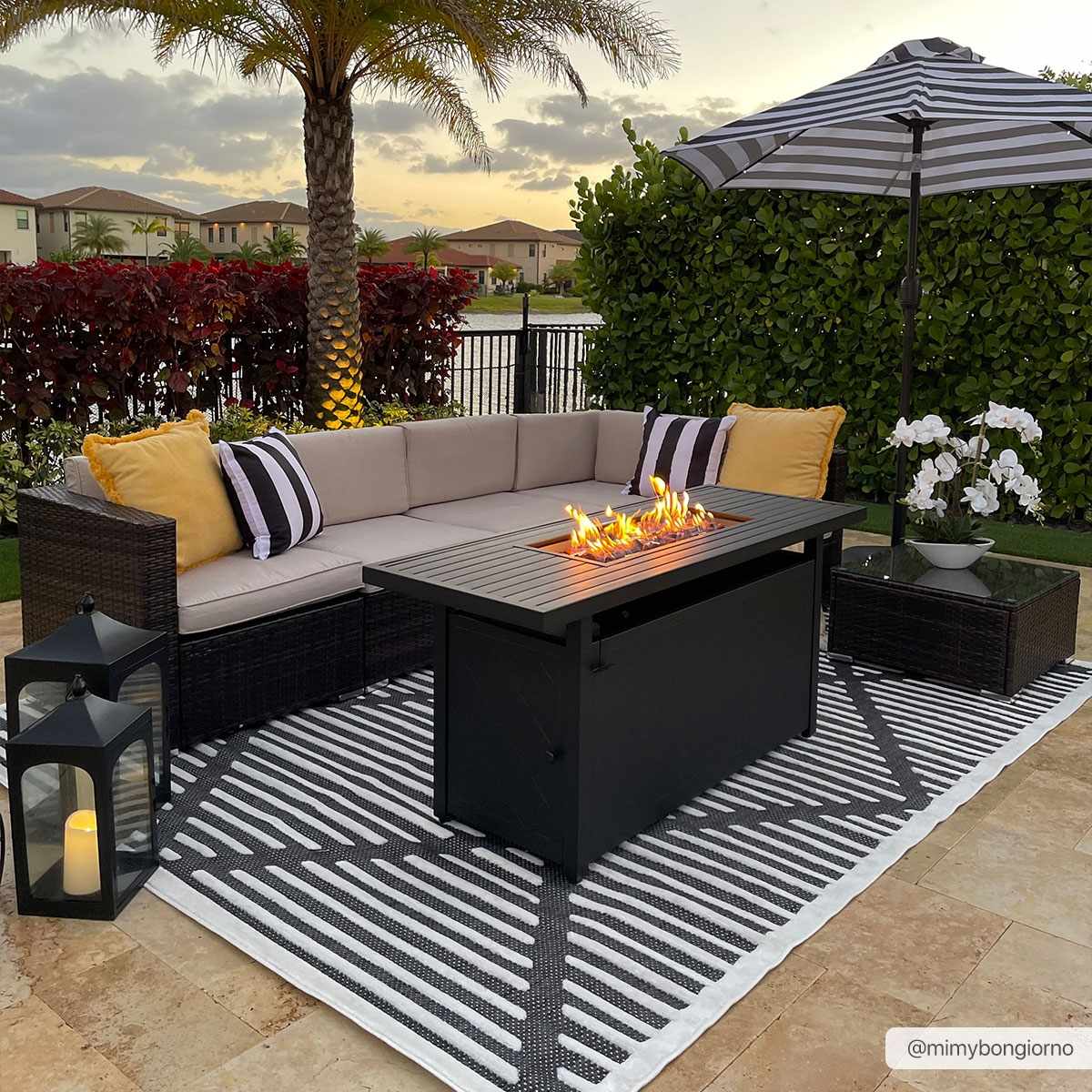 Anah 3D Black Outdoor Rug - Ornate Home