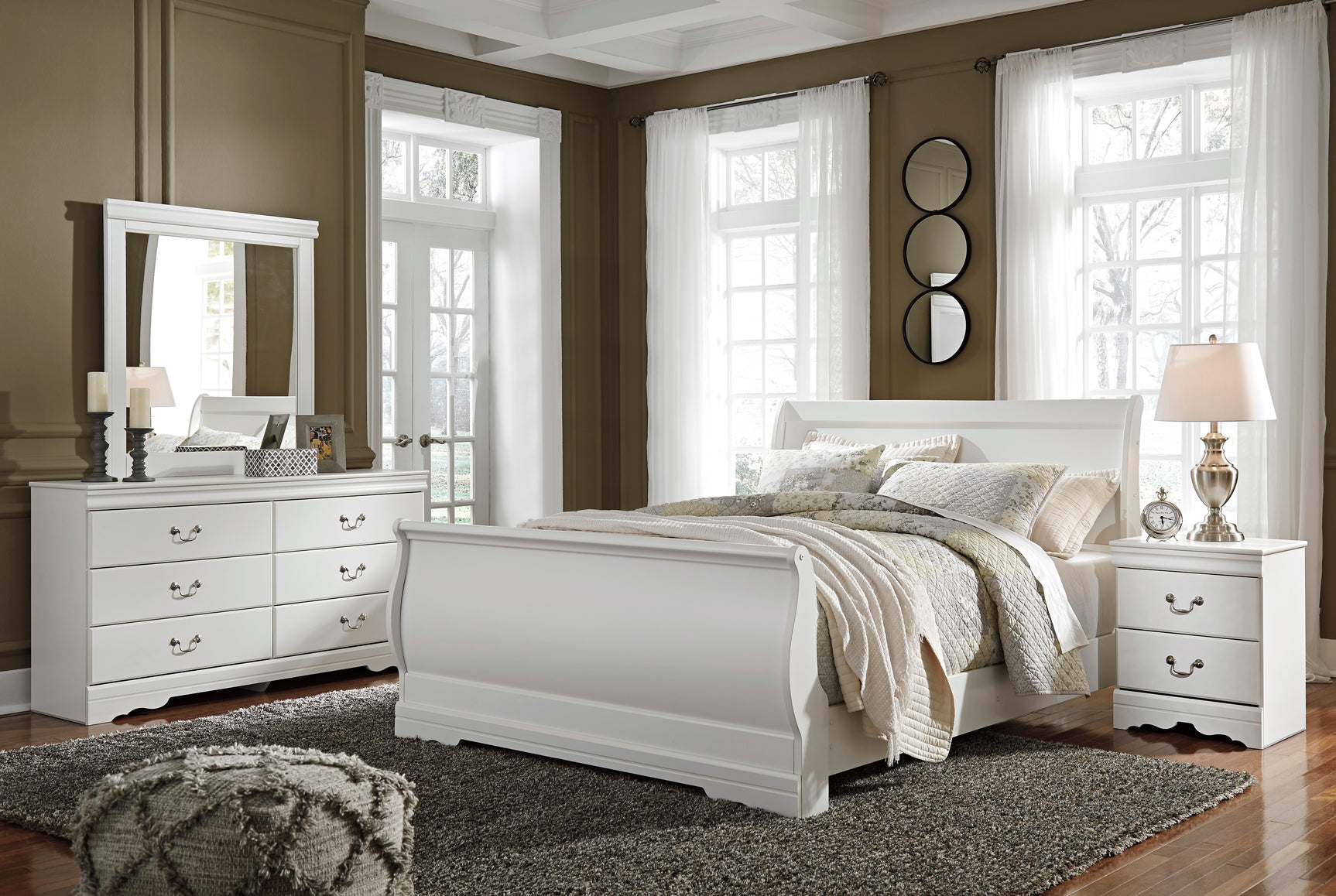 Anarasia White Queen Sleigh Bedroom Set with Dresser, Mirror and Nightstand - Ornate Home