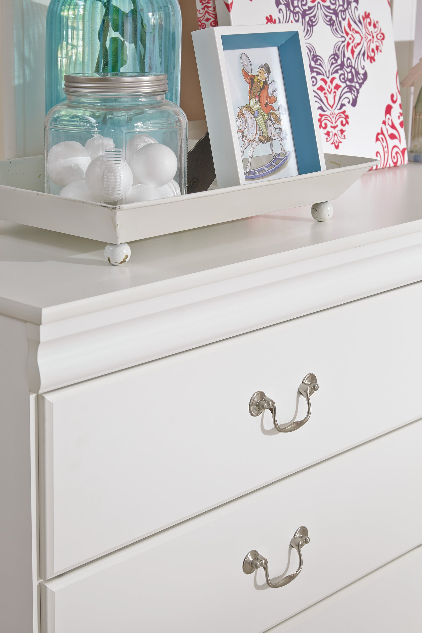 Anarasia White Queen Sleigh Bedroom Set with Dresser, Mirror and Nightstand - Ornate Home