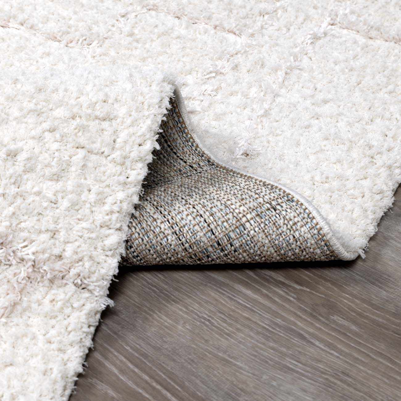 Andia Plush Grid Rug - Clearance - Ornate Home