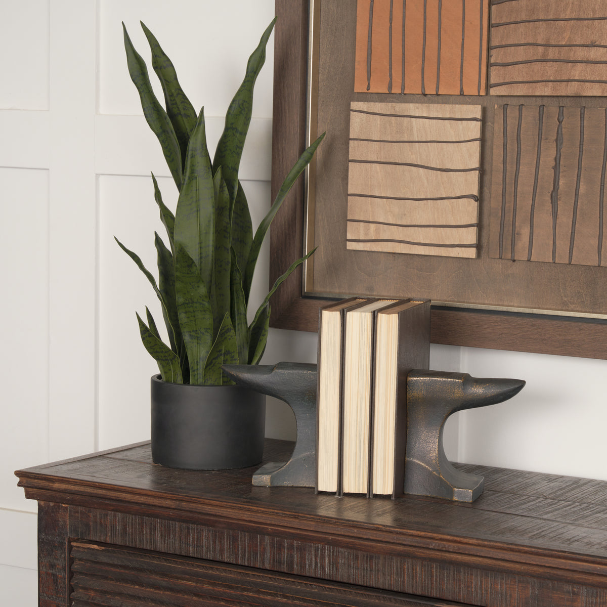 Anvilia Black/Gold Anvil Shaped Bookends (Set of 2) - Ornate Home