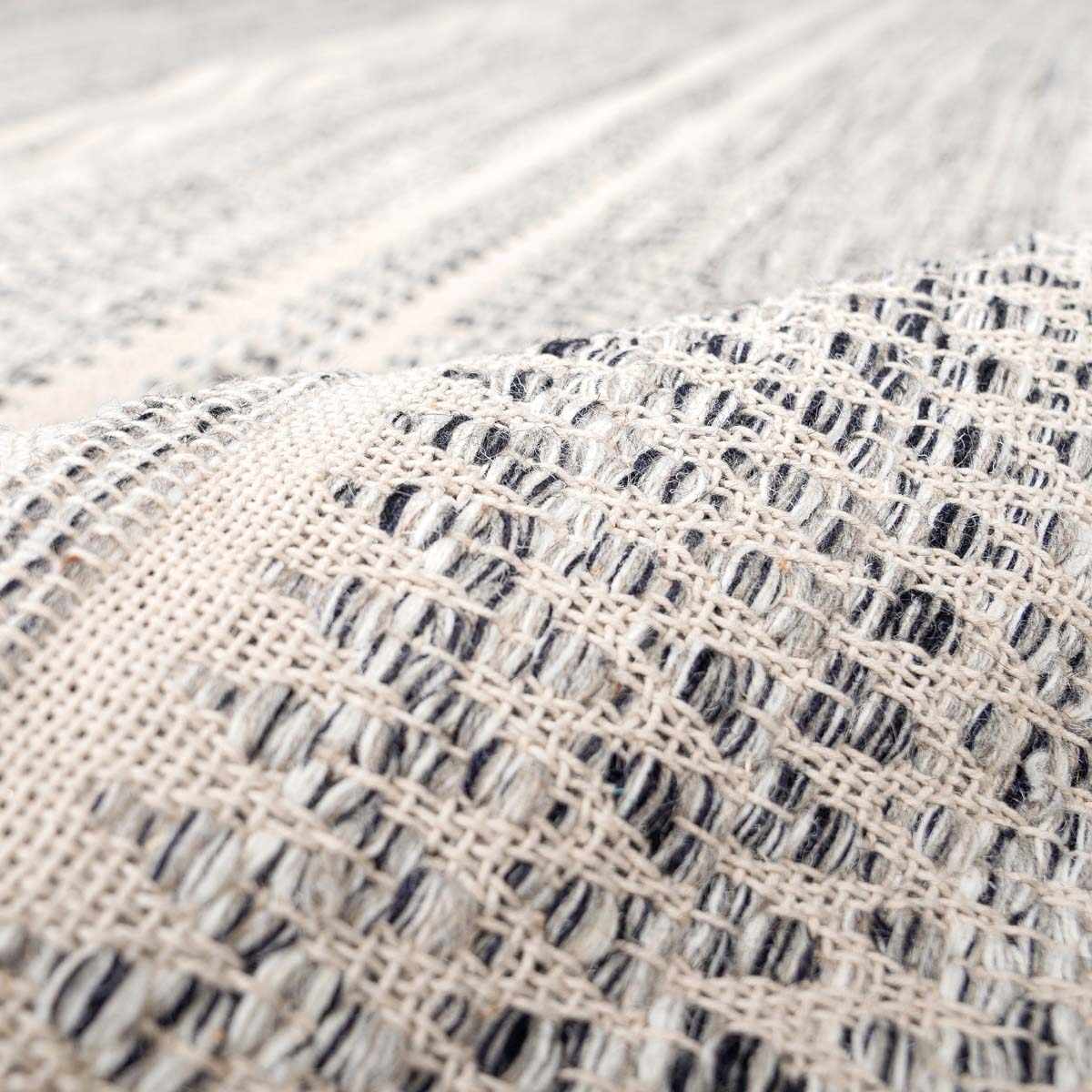 Arabi Wool Area Rug - Ornate Home