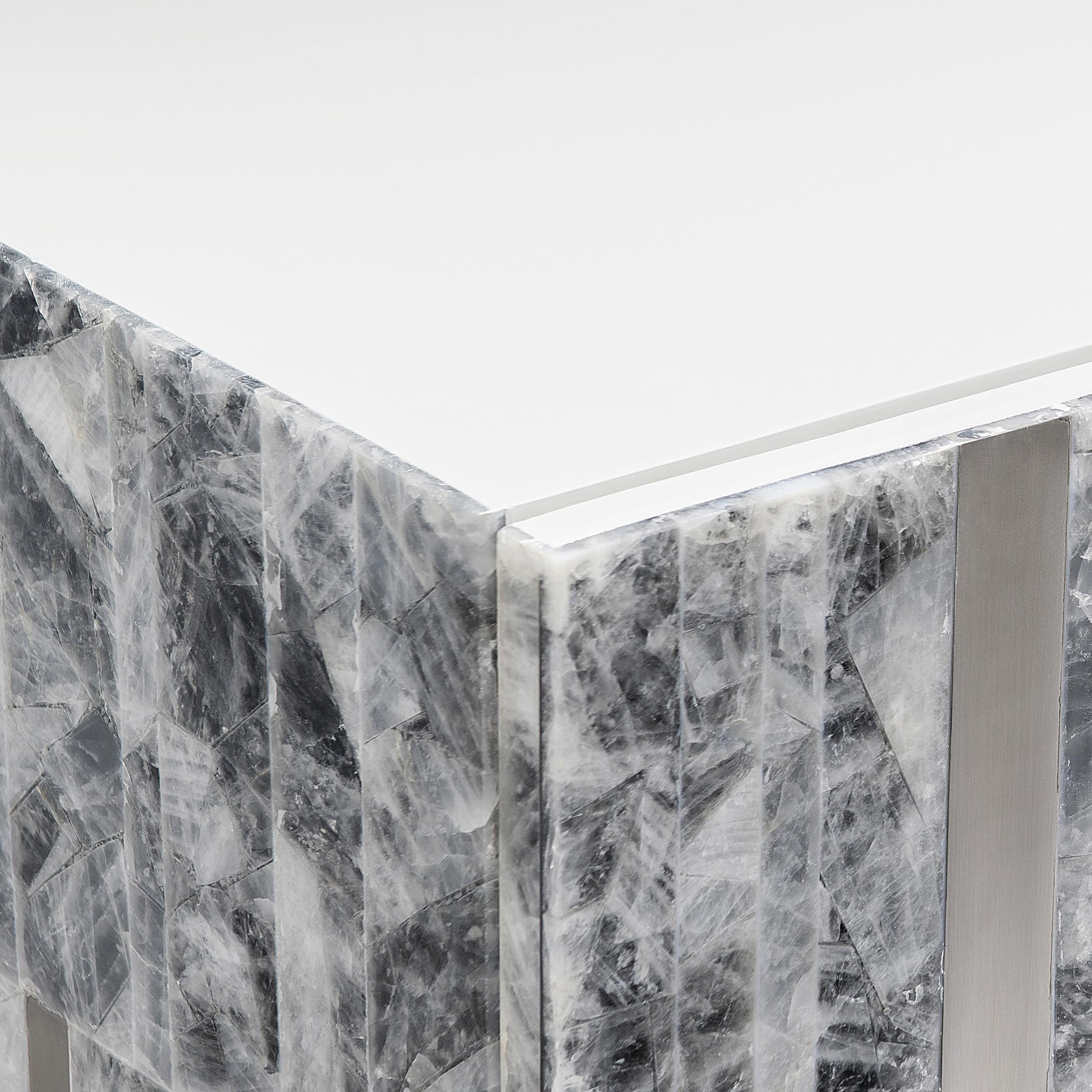Araya Entertainment Gray/Silver Credenza - Ornate Home