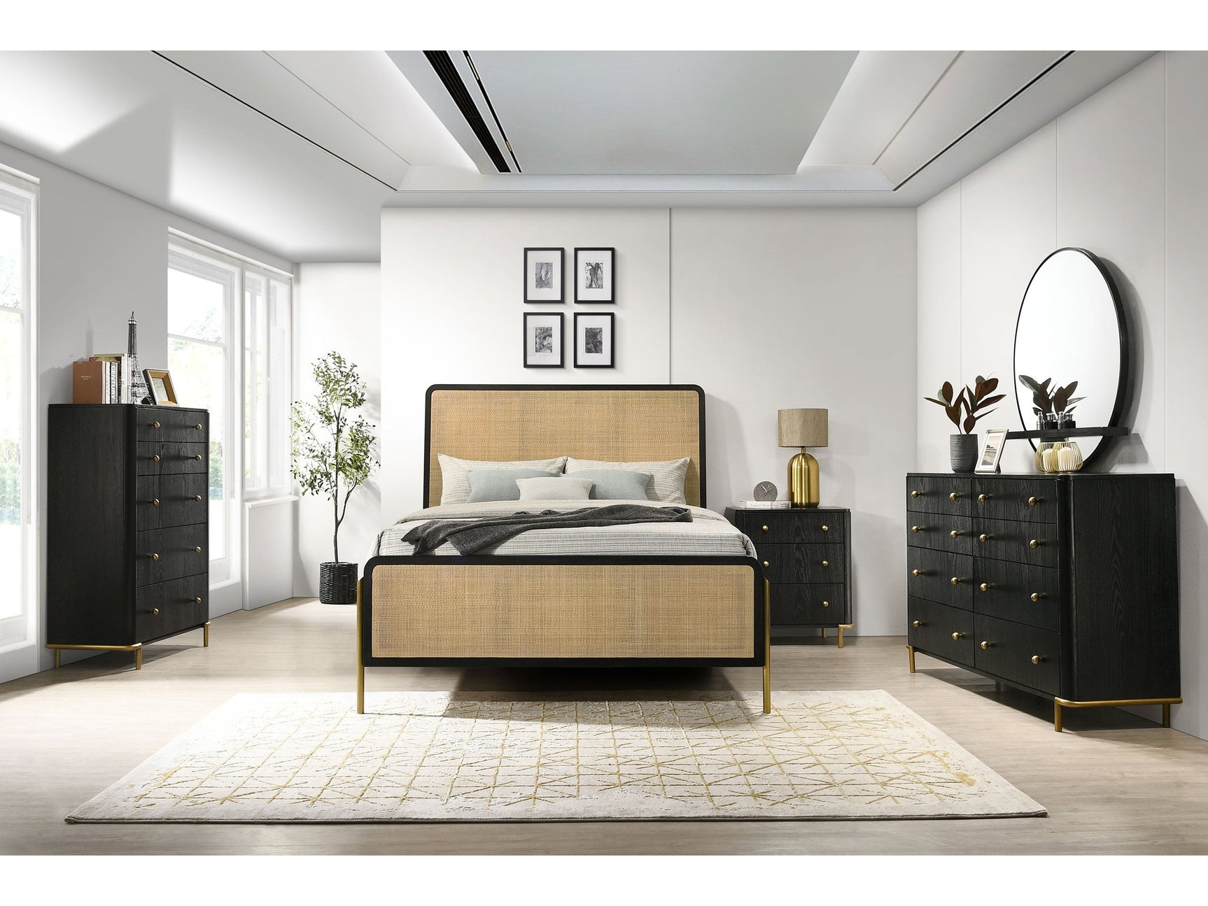 Arini Black / Natural 5-piece Eastern King Rattan Bedroom Set - Ornate Home