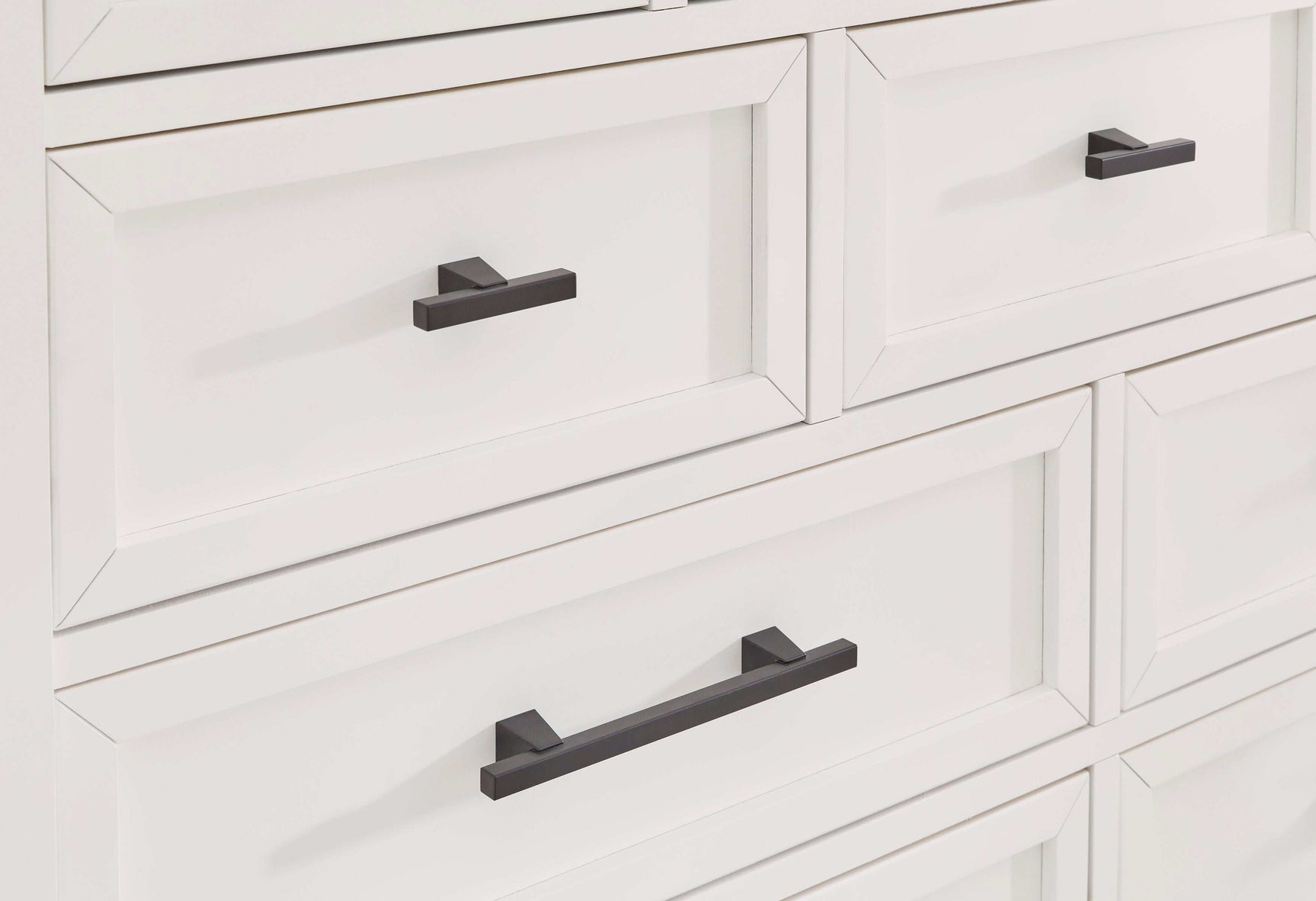 Ashbryn White/Natural Mirrored Dresser w/ 10 Drawers (Online Special Price) - Ornate Home