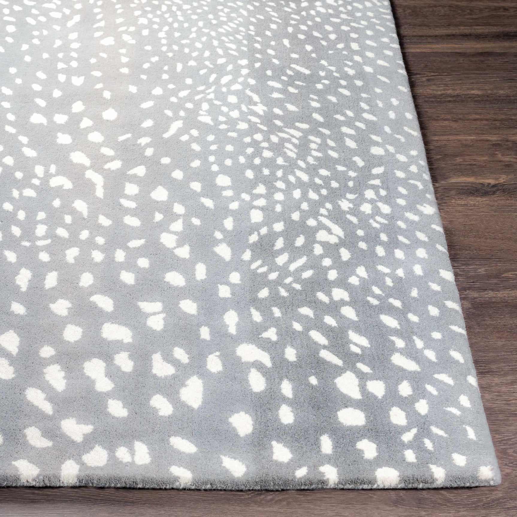 Athena Gray Giraffe Print Wool Rug - Ornate Home