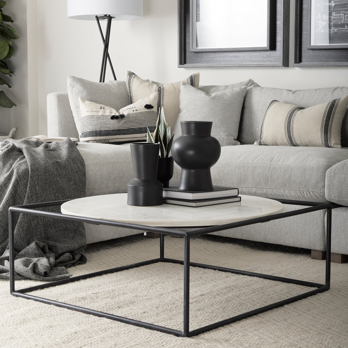 Austen White/Black Round Marble Top Coffee Table