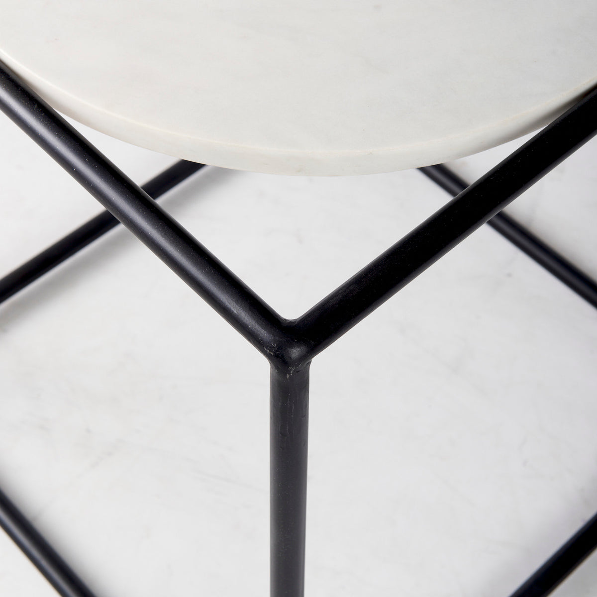Austen White/Black Round Marble Top Side Table