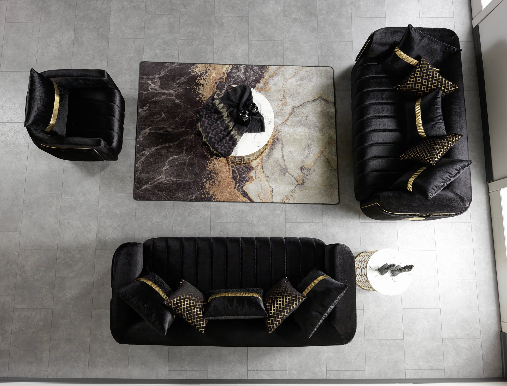 Avanos Black Loveseat - Ornate Home