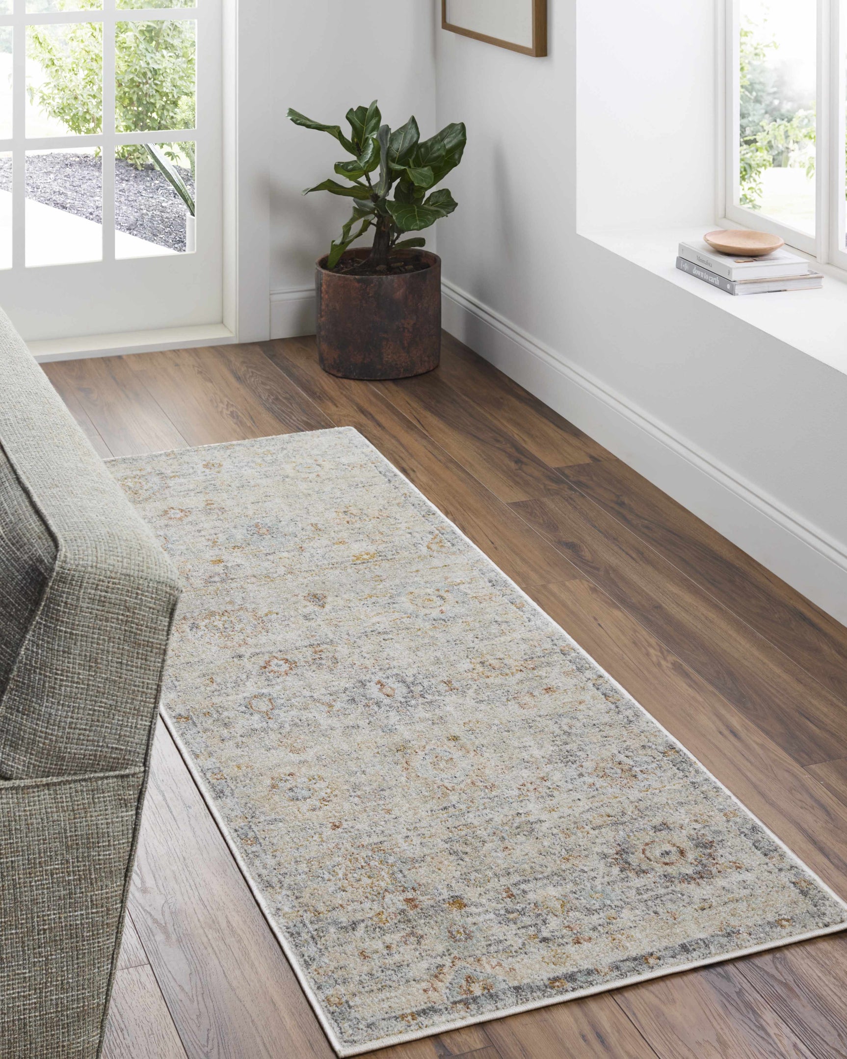 Ayane Area Rug - Clearance - Ornate Home