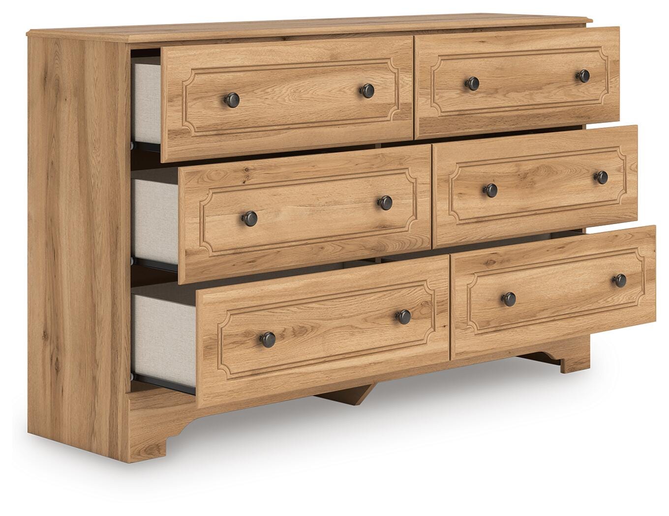 Galletyn Warm Brown Dresser