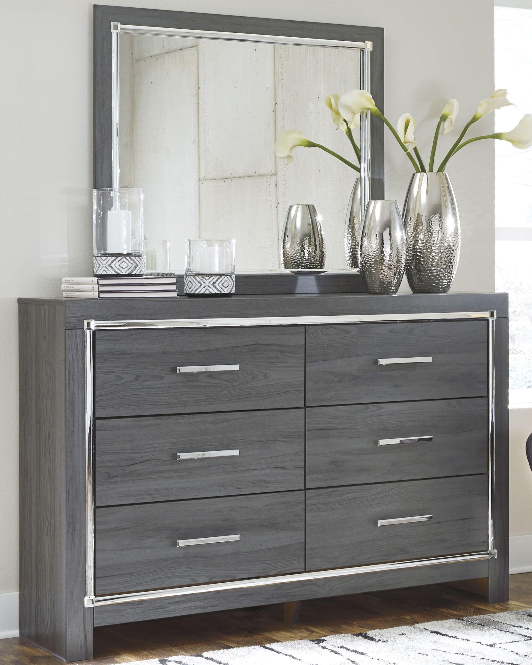 Lodanna Gray Full Storage Bed, Dresser, Mirror and 2 Nightstands (Online Special Price)