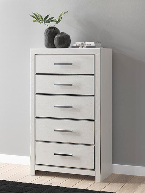 Birmonton White Chest of Drawers
