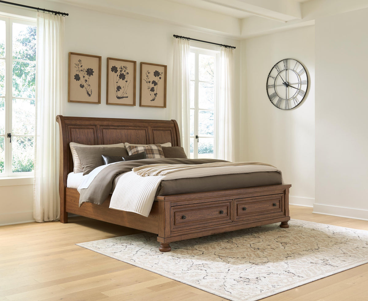 Zackaryn Warm Brown California King Sleigh Storage Bed