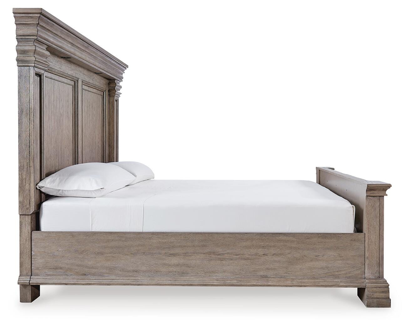 Blairhurst Light Grayish Brown King Panel Bed, Chest and 2 Nightstands