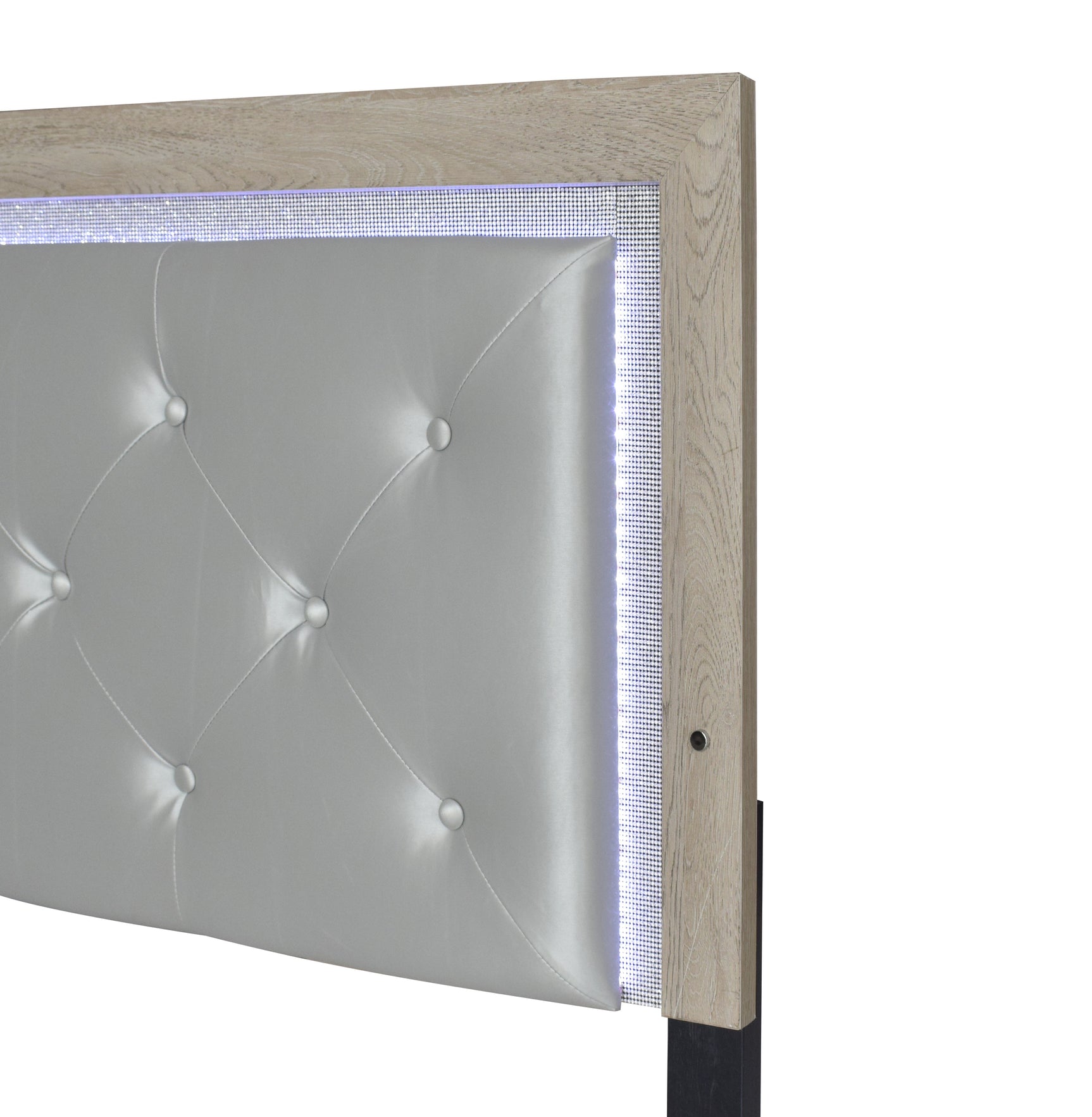 Jaylen Cream Upholstered Panel Bedroom Set